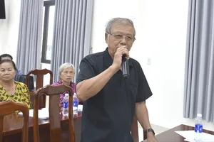 Cử tri mong có giải pháp cụ thể cho tăng ca trái quy định, ô nhiễm môi trường