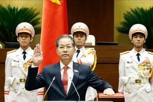 Đồng chí Nguyễn Văn Quảng, Chánh án Tòa án nhân dân Tối cao tuyên thệ nhậm chức