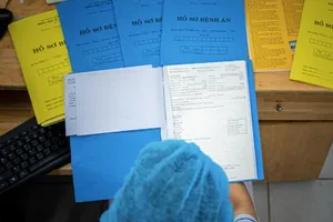 Không dùng hồ sơ bệnh án giấy từ ngày 1-1-2027