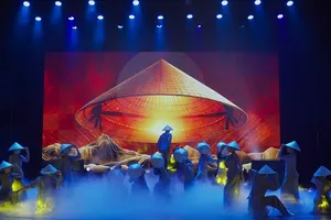 Biểu diễn chào mừng hội thảo khoa học quốc gia về phát triển văn hóa Việt Nam trong kỷ nguyên mới