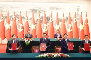 Lễ ký kết một số văn kiện hợp tác tiêu biểu giữa Việt Nam - Trung Quốc