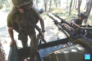 Quân đội Ukraine tham gia chiến dịch phòng không tại thị trấn Kupyansk. Ảnh: XINHUA 
