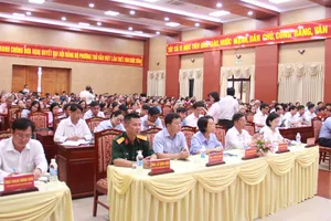 Cử tri kiến nghị nâng cấp hạ tầng, tháo gỡ bất cập bảo hiểm xe máy