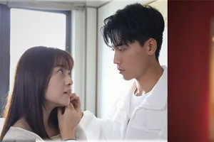 Hai phim nhận được nhiều sự quan tâm của khán giả Bóng ma hạnh phúc, Vì mẹ anh phán chia tay. Ảnh: ĐPCC