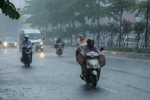 Mưa dông diện rộng ở hầu hết các vùng, miền trên cả nước