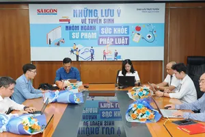 Quang cảnh buổi giao lưu. Ảnh: HOÀNG HÙNG