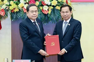 Chủ tịch Quốc hội Trần Thanh Mẫn chủ trì hội nghị. Ảnh: CẨM HÀ 