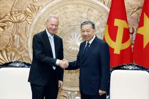 Tổng Bí thư, Chủ tịch nước Tô Lâm tiếp ông Eric Schmidt, nguyên Chủ tịch Tập đoàn Google. Ảnh: TTXVN.