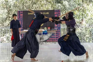 Các thành viên của Daido Kendo Club tập luyện. Ảnh: PHƯỚC TRUNG