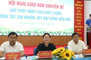 Các đại biểu tham dự hội nghị