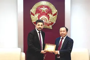 Bộ KH-CN và WEF thúc đẩy hợp tác về AI, công nghệ bán dẫn