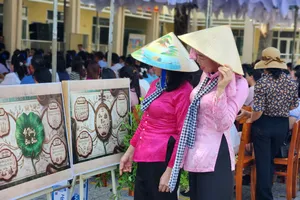 Giáo viên dự chuyên đề "Đờn ca tài tử - Giữ hồn di sản - Kiến tạo giá trị địa phương". Ảnh: HẢI BÌNH