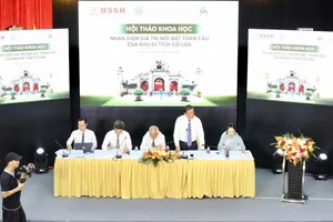 Hội thảo khoa học “Nhận diện giá trị nổi bật toàn cầu của Khu di tích Cổ Loa”. Ảnh: HOA NGUYỄN