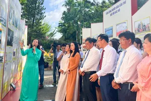 Cần Thơ khai mạc triển lãm ảnh "Miền Nam nhớ mãi ơn Người"