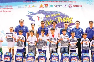 Thắp lửa thanh xuân bằng những điều tử tế