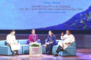 Chương trình Lý luận, phê bình văn học, nghệ thuật TPHCM với chủ đề “Nghệ thuật Cải lương - Ký ức lịch sử và Mã văn hóa dân tộc”. ẢNH: HOÀNG TRIỀU