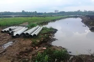 : Khu vực hố nước công trình nới xảy ra vụ việc.