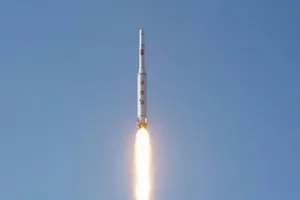 Tên lửa Triều Tiên trong một lần phóng thử. Ảnh: KCNA.