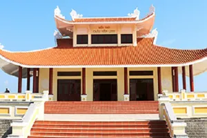 Đền thờ đồng chí Châu Văn Liêm. Ảnh: tourismcantho.vn