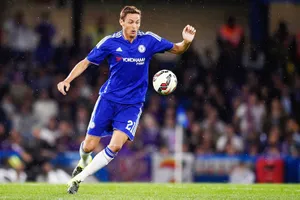 Nemanja Matic (Chelsea) sẽ là thương vụ lớn cuối cùng của Juventus.