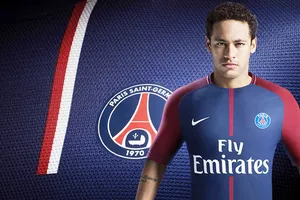 PSG mua Neymar và Lã Bất Vi buôn vua