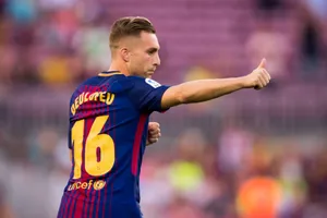 Deulofeu đang chiến đấu để tìm vị trí ở Barca.