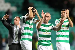 hất bại tại lượt về nhưng Celtic vẫn là đội giành quyền đi tiếp