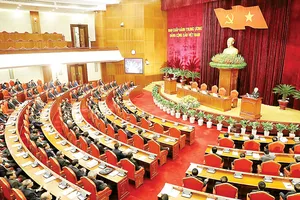 Quang cảnh bế mạc Hội nghị lần thứ sáu Ban Chấp hành Trung ương Đảng Cộng sản Việt Nam khóa XII