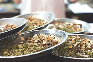 Ung thư gan ở châu Á có liên quan đến thuốc bắc