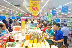 Nhiều chương trình giảm giá “sốc” trong tháng 11-2017