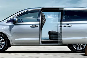 Kia Sorento và Sedona chinh phục  thị trường ô tô trong nước