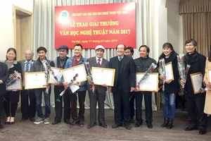 59 tác phẩm được trao giải thưởng văn học, nghệ thuật