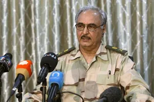 Tướng Khalifa Hafter  Ảnh ASHARQ AL-AWSAT 