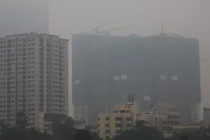 Hàng loạt chuyến bay bị hoãn, hủy do sương mù 