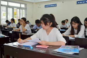 Tuyển sinh ĐH-CĐ năm 2018:  Loạn xét tuyển tổ hợp môn