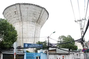 Thủy đài trên đường Nguyễn Văn Đậu, Quận Bình Thạnh