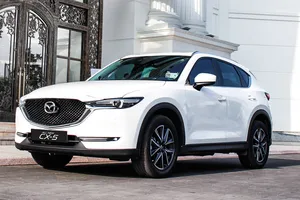 Mazda CX-5 mang đến sự lựa chọn đa dạng với 3 phiên bản cùng 7 màu sắc 