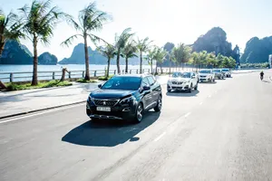 Cùng bộ đôi SUV Peugeot 5008, 3008  All New đến với kỳ quan Hạ Long