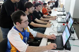 Chính phủ Pháp đang thắt chặt an ninh mạng. (Nguồn: iexposure.com)