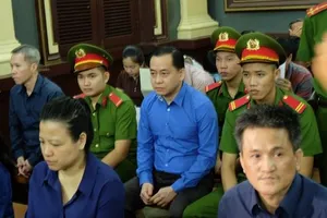 Phan Văn Anh Vũ (tức Vũ “nhôm”)  trong một phiên tòa 