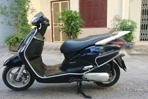 Nữ hiệu trưởng trộm xe của giáo viên 