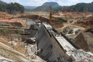 Xây nhà trái phép chờ đền bù từ thủy điện