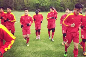 Các học trò HLV Hoàng Anh Tuấn vẫn đang vượt khó để chuẩn bị World Cup. Ảnh: Đắc Văn