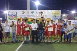 HT Jeans của bầu Biên luôn là một thế lực của giới bóng đá phong trào TPHCM ở mọi giải đấu.