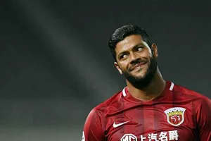 Hulk phủ nhận mọi cáo buộc về mình.