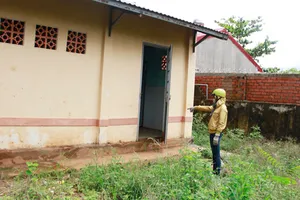 Nhà vệ sinh nơi em H. nhiều lần bị hiếp dâm và dâm ô.