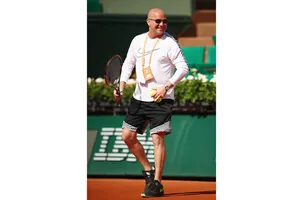 Andre Agassi sẽ tiếp tục làm HLV cho Novak Djokovic ở Wimbledon, nhưng…