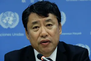  Đại sứ Triều Tiên tại LHQ Kim In Ryong trong cuộc họp báo tại New York (Mỹ) ngày 19-5 về hòa giải giữa hai miền. Ảnh: TTXVN