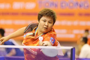 Tay vợt Mai Hoàng Mỹ Trang. Ảnh: DŨNG PHƯƠNG