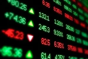 VN-Index tăng mạnh gần 8 điểm, vượt mốc 767 điểm